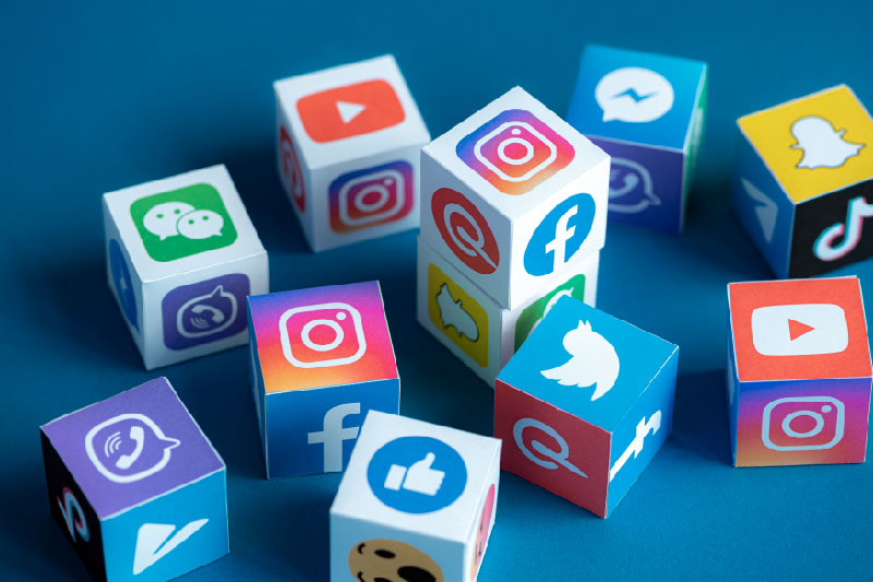 Ayudamos a tu empresa a destacar en línea